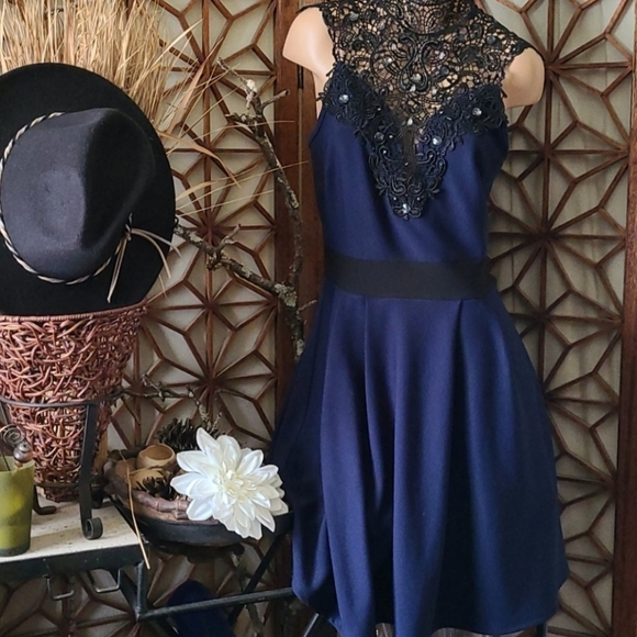 JUST LISTED MANY NEW ITEMS..TIME FOR SHOPPING.. - Picture 14 of 16